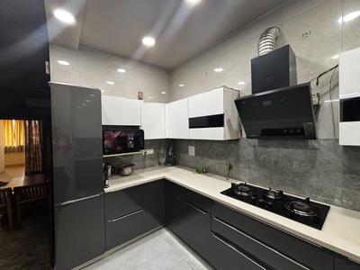 Kitchen Image of 1100 Sq.ft 3 BHK Apartment / Flat for sale in Jhang Apartment, Sector 13 Rohini New Delhi for Rs. 13500000