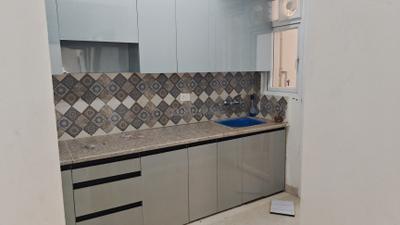Kitchen Image of 950 Sq.ft 2 BHK Apartment / Flat for rent in Signature Global Proxima, Sector 89 Gurgaon for Rs. 20200