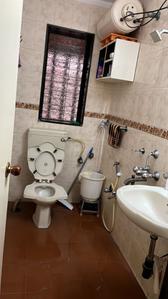 Bathroom Image of 5500 Sq.ft 4 BHK Villa for sale in Sheffield Tower, Andheri West Mumbai for Rs. 220000000