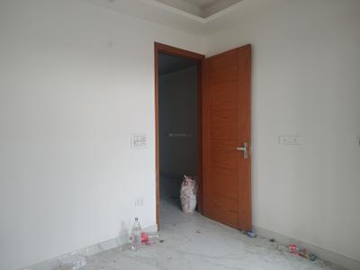 Bedroom Image of 650 Sq.ft 2 BHK Apartment / Flat for sale in Khanpur New Delhi for Rs. 4200000