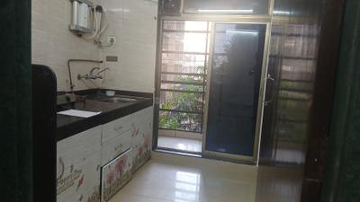 Kitchen Image of 550 Sq.ft 1 BHK Apartment / Flat for rent in Agripada Mumbai for Rs. 44000