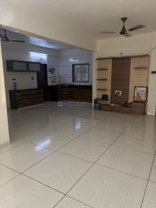 Kitchen Image of 1550 Sq.ft 3 BHK Apartment / Flat for rent in Sunpharma Road Vadodara for Rs. 17000