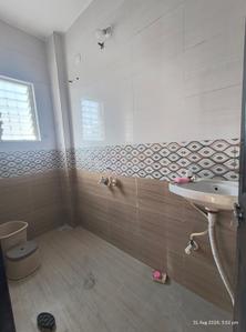 Bathroom Image of 545 Sq.ft 1 BHK Apartment / Flat for rent in Undri Pune for Rs. 8000
