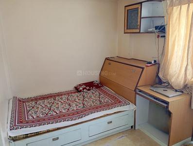 Bedroom Image of 800 Sq.ft 1 BHK Apartment / Flat for rent in Runwal Park, Gultekdi Pune for Rs. 20000