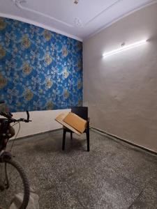 Bedroom Image of 450 Sq.ft 1 BHK Builder Floor for rent in West Sagarpur New Delhi for Rs. 8000