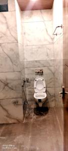 Image of 500 Sq.ft 1 BHK Builder Floor for rent in Anurag Nagar, Indore for Rs. 22000