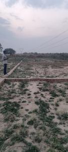 Image of 2000 Sq.ft Residential Plot / Land for sale in Jhalwa, Allahabad for Rs. 500000