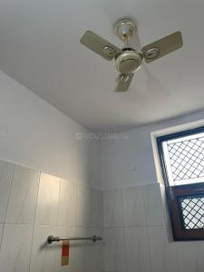 Bathroom Image of 1400 Sq.ft 3 BHK Independent House for rent in Sector 15 Part 2 Gurgaon for Rs. 65000