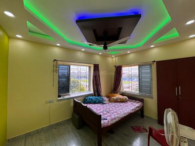 Bedroom Image of 1300 Sq.ft 3 BHK Apartment / Flat for sale in Santoshpur Kolkata for Rs. 10800000