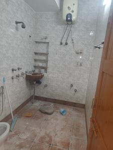 Bathroom Image of 1200 Sq.ft 2 BHK Apartment / Flat for rent in DDA Flats Munirka, Munirka New Delhi for Rs. 50000