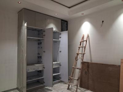 Bedroom Image of 1800 Sq.ft 3 BHK Builder Floor for sale in Paschim Vihar New Delhi for Rs. 34000000
