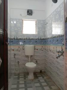 Common Bathroom Image of 1200 Sq.ft 3 BHK Apartment / Flat for rent in New Town Kolkata for Rs. 22000