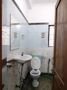 Bedroom One Image of 1250 Sq.ft 2 BHK Apartment / Flat for rent in Dwarkadheesh Apartment, Sector 12 Dwarka New Delhi for Rs. 33000