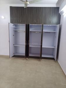 Bedroom Image of 1600 Sq.ft 3 BHK Apartment / Flat for rent in Hazratganj Lucknow for Rs. 28000