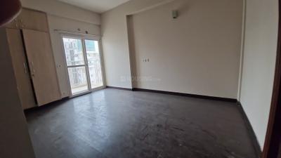 Bedroom Image of 1550 Sq.ft 3 BHK Apartment / Flat for sale in Mahagun Moderne, Sector 78 Noida for Rs. 21000000