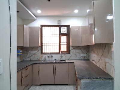 Kitchen Image of 750 Sq.ft 2 BHK Builder Floor for rent in Mansarover Garden New Delhi for Rs. 30000