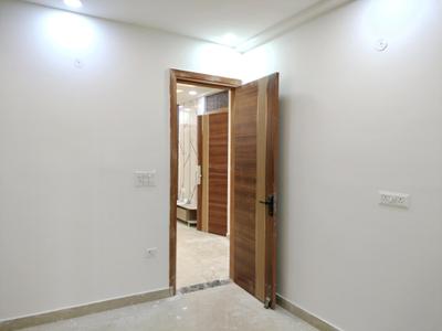 Bedroom Image of 1400 Sq.ft 4 BHK Builder Floor for sale in Shiv Park New Delhi for Rs. 14800000