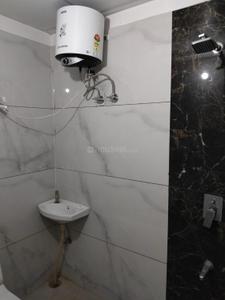 Bathroom Image of 1500 Sq.ft 3 BHK Independent House for rent in Mansarovar Jaipur for Rs. 30000