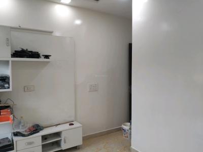Bedroom Image of 1440 Sq.ft 3 BHK Builder Floor for sale in Mukherjee Nagar New Delhi for Rs. 20000000
