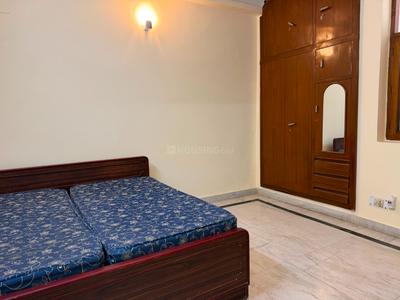 Bedroom Image of 4000 Sq.ft 7 BHK Independent House for rent in Sector 41 Noida for Rs. 110000