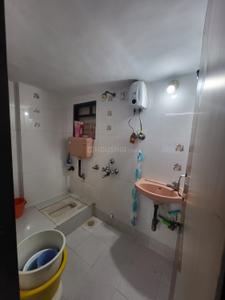 Bathroom Image of 475 Sq.ft 1 BHK Apartment / Flat for sale in Riddhi Siddhi Complex, Goregaon West Mumbai for Rs. 9000000