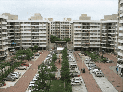 Image of 990 Sq.ft 2 BHK Apartment / Flat for rent in Evershine Millennium Paradise, Kandivali East, Mumbai for Rs. 75000