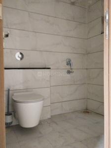 Bathroom Image of 850 Sq.ft 2 BHK Apartment / Flat for rent in Triaa Elysia, Keshav Nagar Pune for Rs. 26000
