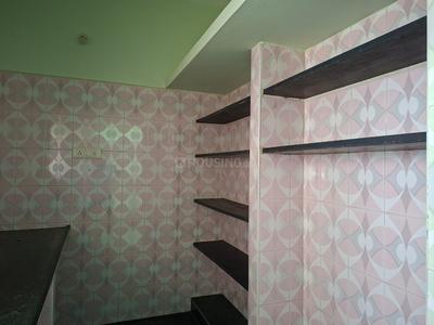 Bathroom Image of 780 Sq.ft 2 BHK Apartment / Flat for rent in Ramapuram Chennai for Rs. 21000