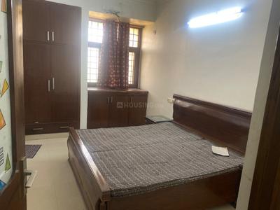 Bedroom Image of 1350 Sq.ft 3 BHK Apartment / Flat for rent in DDA Navniti Apartments, Patparganj New Delhi for Rs. 50000