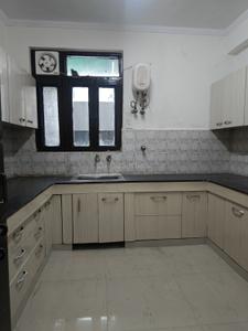 Kitchen Image of 1450 Sq.ft 3 BHK Apartment / Flat for sale in Vandana Apartments, Patparganj New Delhi for Rs. 17000000