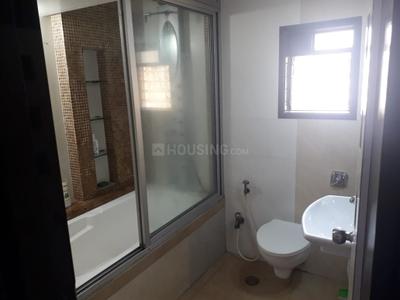 Bathroom Image of 2564 Sq.ft 4 BHK Apartment / Flat for sale in Lokhandwala Minerva, Worli Mumbai for Rs. 160000000