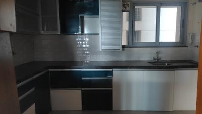 Kitchen Image of 1680 Sq.ft 3.5 BHK Apartment / Flat for sale in Amanora Neo Towers, Hadapsar Pune for Rs. 26500000
