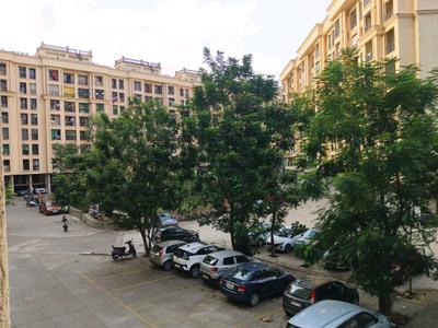Living Room Image of 616 Sq.ft 1 BHK Apartment / Flat for sale in Cosmos Meluha, Khidkali Thane for Rs. 4700000