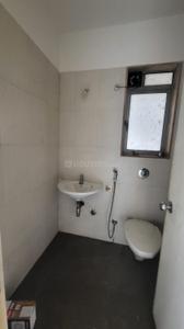 Bathroom Image of 700 Sq.ft 2 BHK Apartment / Flat for rent in Lodha Casa Bella Gold, Palava Phase 1 Thane for Rs. 15000