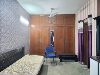 Bedroom Image of 700 Sq.ft 2 BHK Builder Floor for rent in Begumpur New Delhi for Rs. 27000