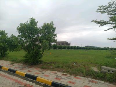 Image of 100 Sq.ft Residential Plot / Land for sale in Kompally, Hyderabad for Rs. 3800004