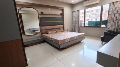 Bedroom Image of 3300 Sq.ft 4 BHK Apartment / Flat for sale in Shilp Shaligram, Vastrapur Ahmedabad for Rs. 36500000