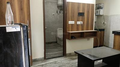 Living Room Image of 550 Sq.ft 1 BHK Builder Floor for rent in Patel Nagar Gurgaon for Rs. 20000