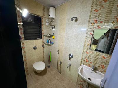 Bathroom Image of 1120 Sq.ft 3 BHK Apartment / Flat for sale in Nerul Navi Mumbai for Rs. 53500000