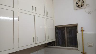 Kitchen Image of 1250 Sq.ft 2 BHK Builder Floor for rent in Indira Nagar Lucknow for Rs. 16500