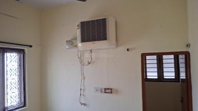 Bedroom Image of 1700 Sq.ft 2.5 BHK Builder Floor for rent in Serilingampally Hyderabad for Rs. 22000