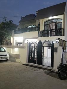Image of 3100 Sq.ft 4.5 BHK Independent House for sale in Aliganj, Lucknow for Rs. 21000000