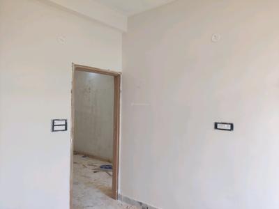 Bedroom Image of 900 Sq.ft 3 BHK Builder Floor for sale in DLF Ankur Vihar Ghaziabad for Rs. 3400000
