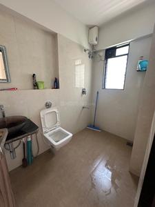 Bathroom Image of 1100 Sq.ft 3 BHK Apartment / Flat for sale in Andheri West Mumbai for Rs. 40500000