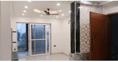 Bedroom Image of 2250 Sq.ft 3 BHK Builder Floor for rent in BPTP Eden Estate, Sector 81 Faridabad for Rs. 60000