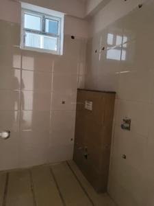 Common Bathroom Image of 7800 Sq.ft 5 BHK Apartment / Flat for sale in Embassy Lake Terraces, Hebbal Kempapura Bengaluru for Rs. 220000000