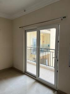 Bedroom Image of 1350 Sq.ft 3 BHK Apartment / Flat for sale in Paramount Floraville, Sector 137 Noida for Rs. 16800000