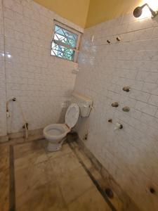 Bathroom Image of 1050 Sq.ft 2 BHK Builder Floor for sale in Ganguly Bagan Kolkata for Rs. 5000000