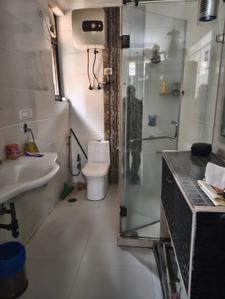 Image of 1500 Sq.ft 3 BHK Apartment / Flat for sale in DDA Flats Sarita Vihar, Sarita Vihar, New Delhi for Rs. 24900000