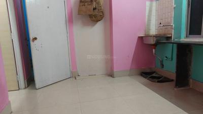 Living Room Image of 550 Sq.ft 1.5 BHK Apartment / Flat for rent in Salt Lake City Kolkata for Rs. 12500
